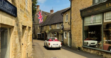 The narrow streets of Stow-on-the-Wold