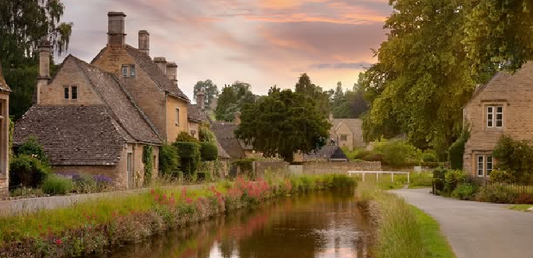 Stay in the Cotswolds