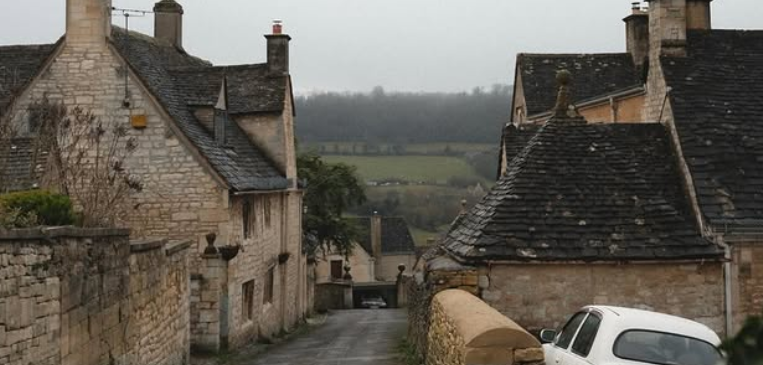 A street in Painswick in the Cotswolds